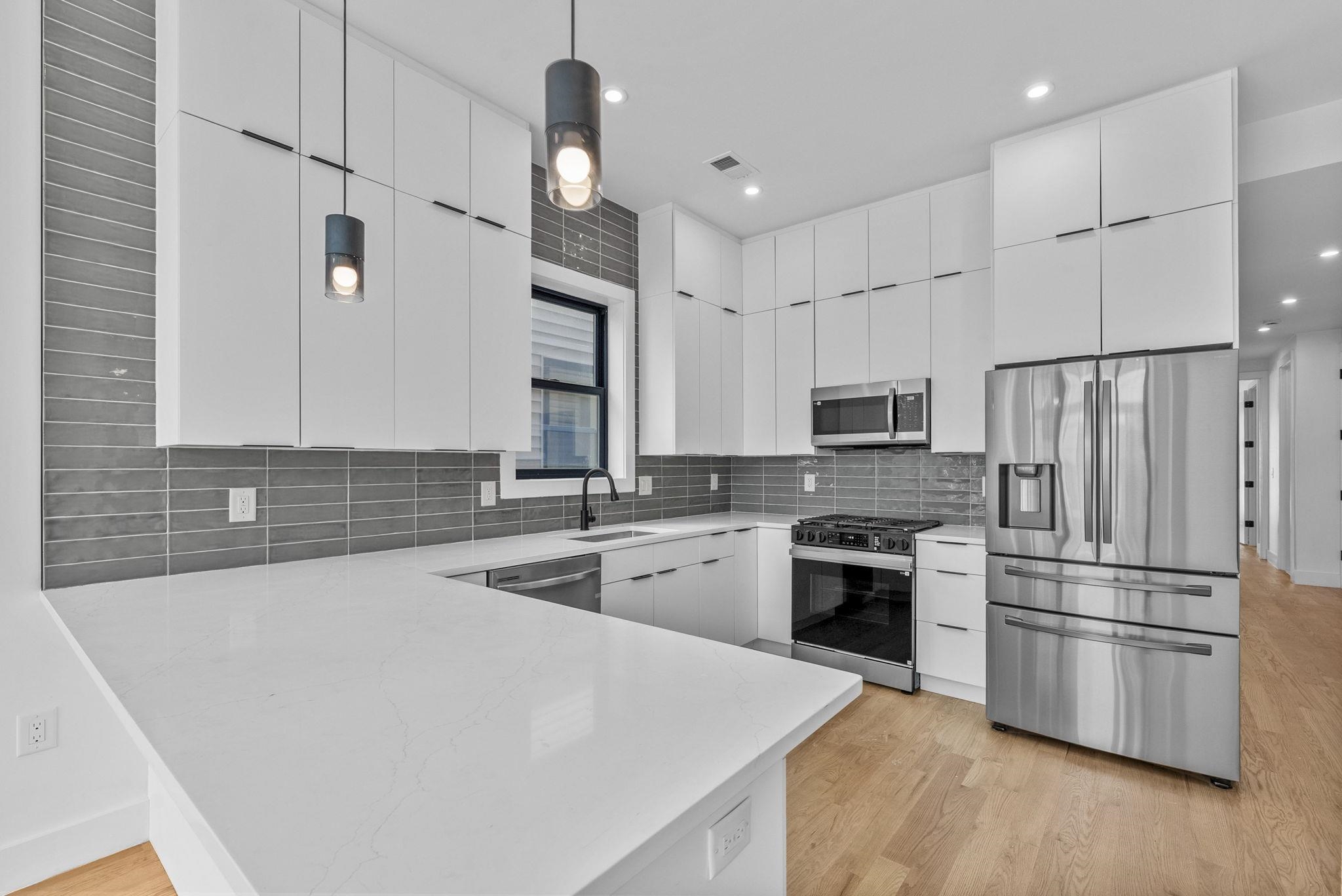100 TERRACE AVE