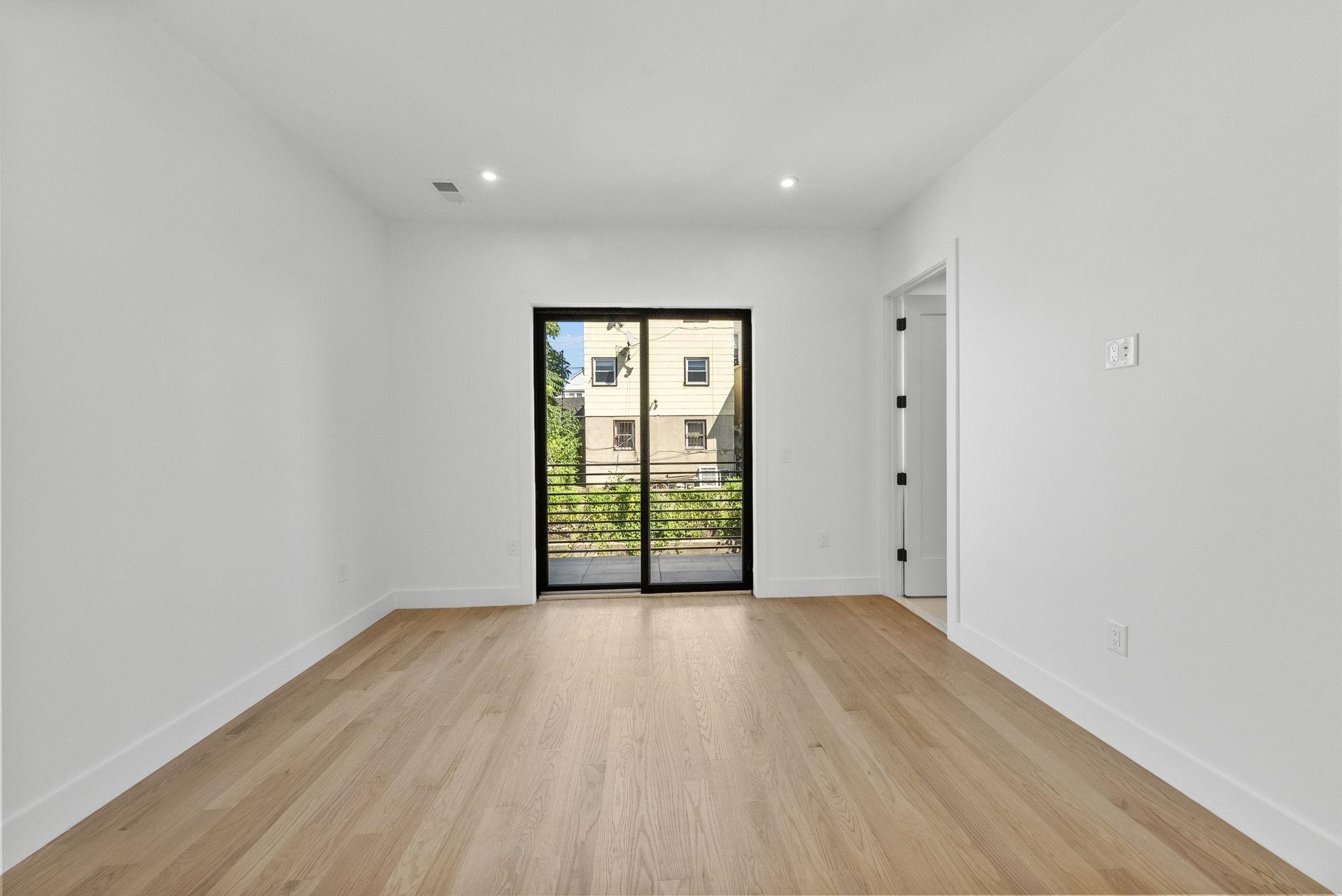 100 TERRACE AVE