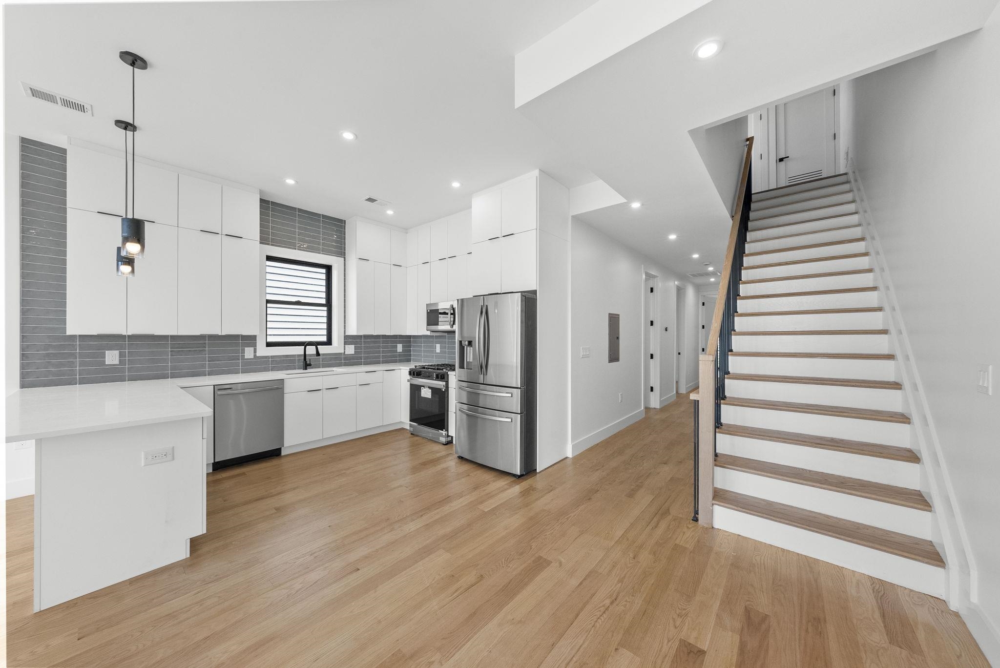 100 TERRACE AVE