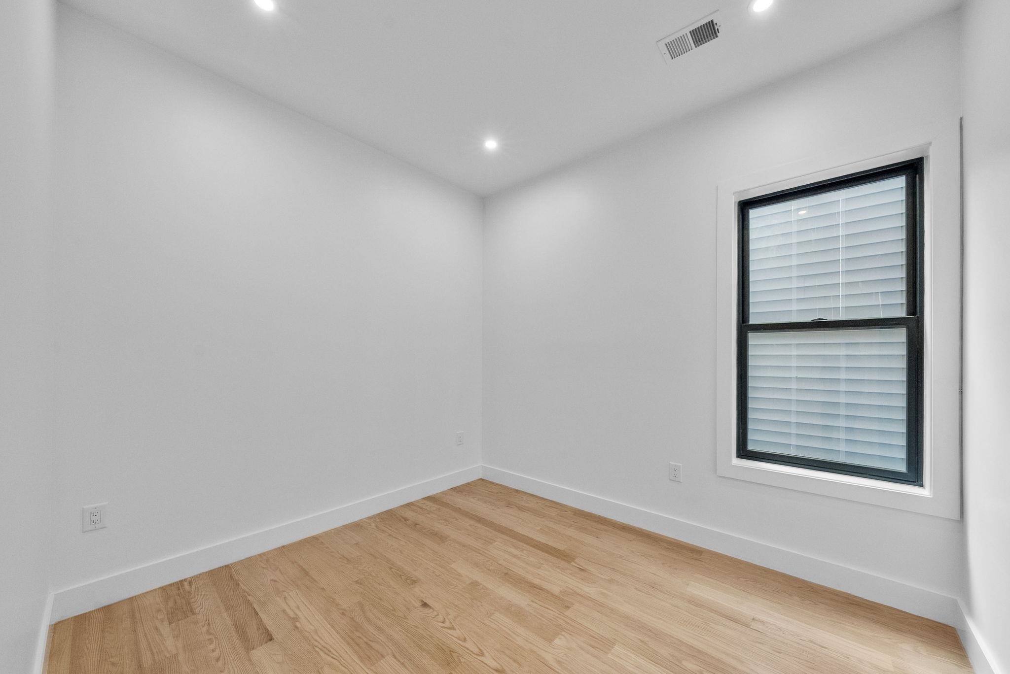 100 TERRACE AVE
