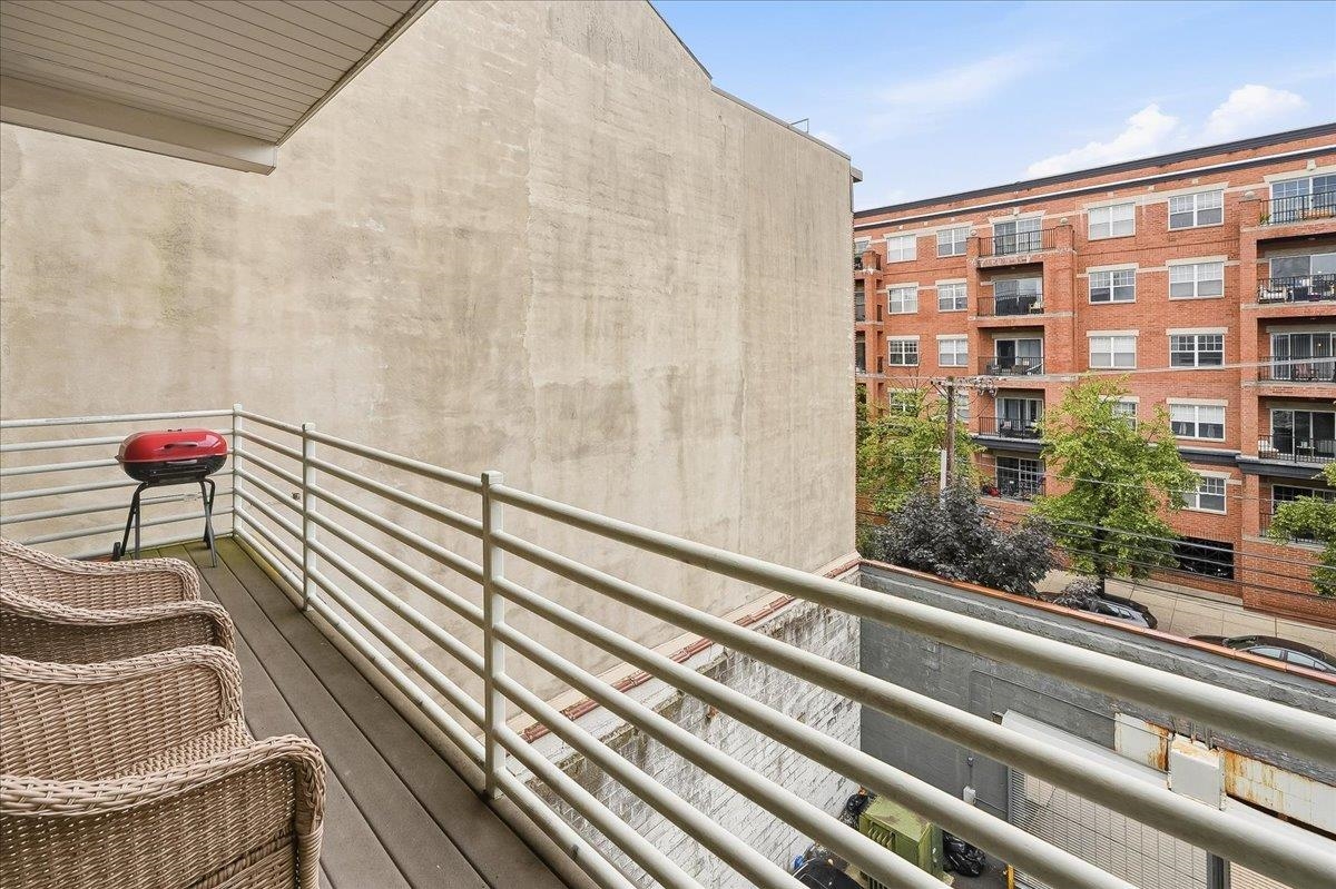 1110 CLINTON ST Unit: 16