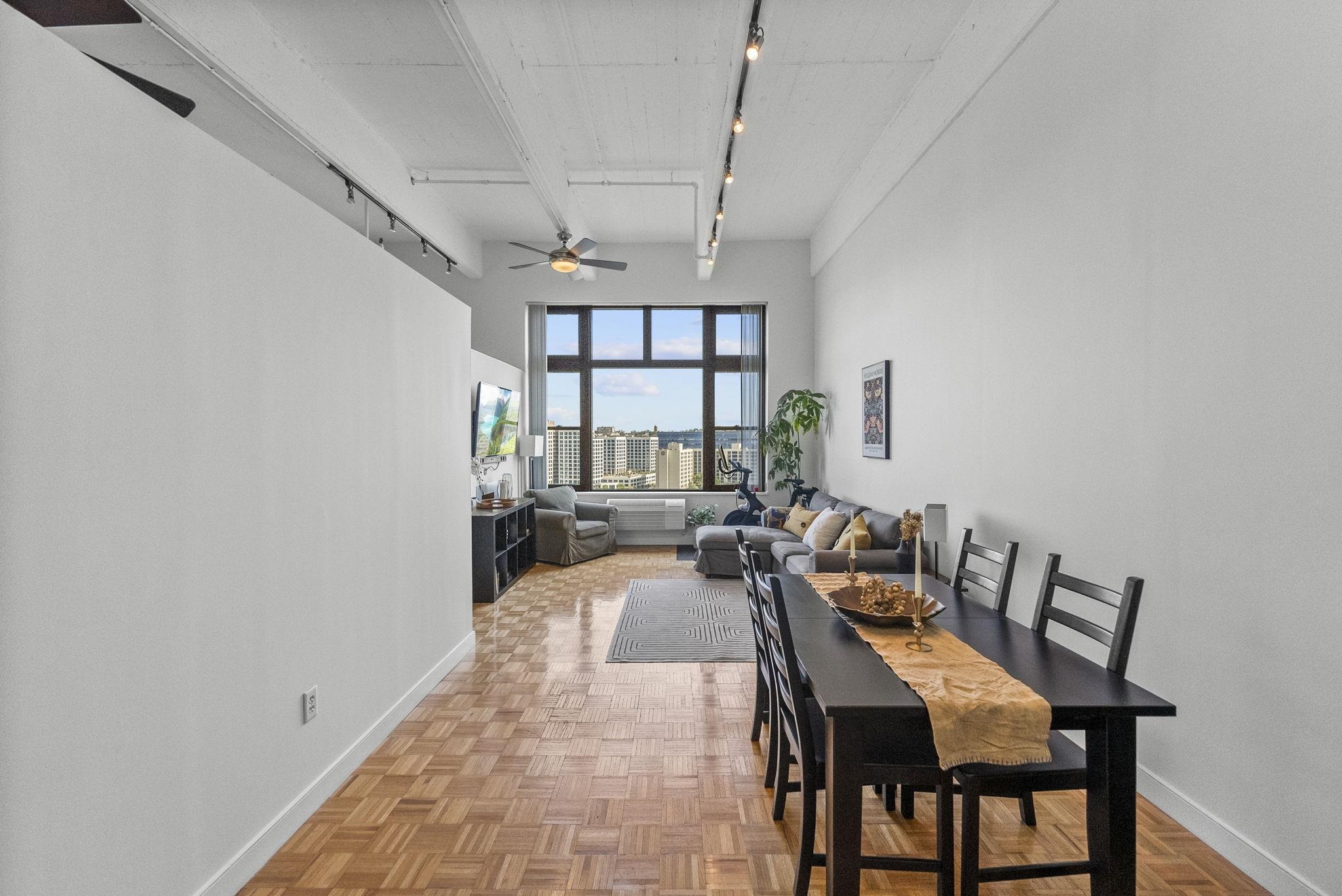 1500 WASHINGTON ST Unit: 10M