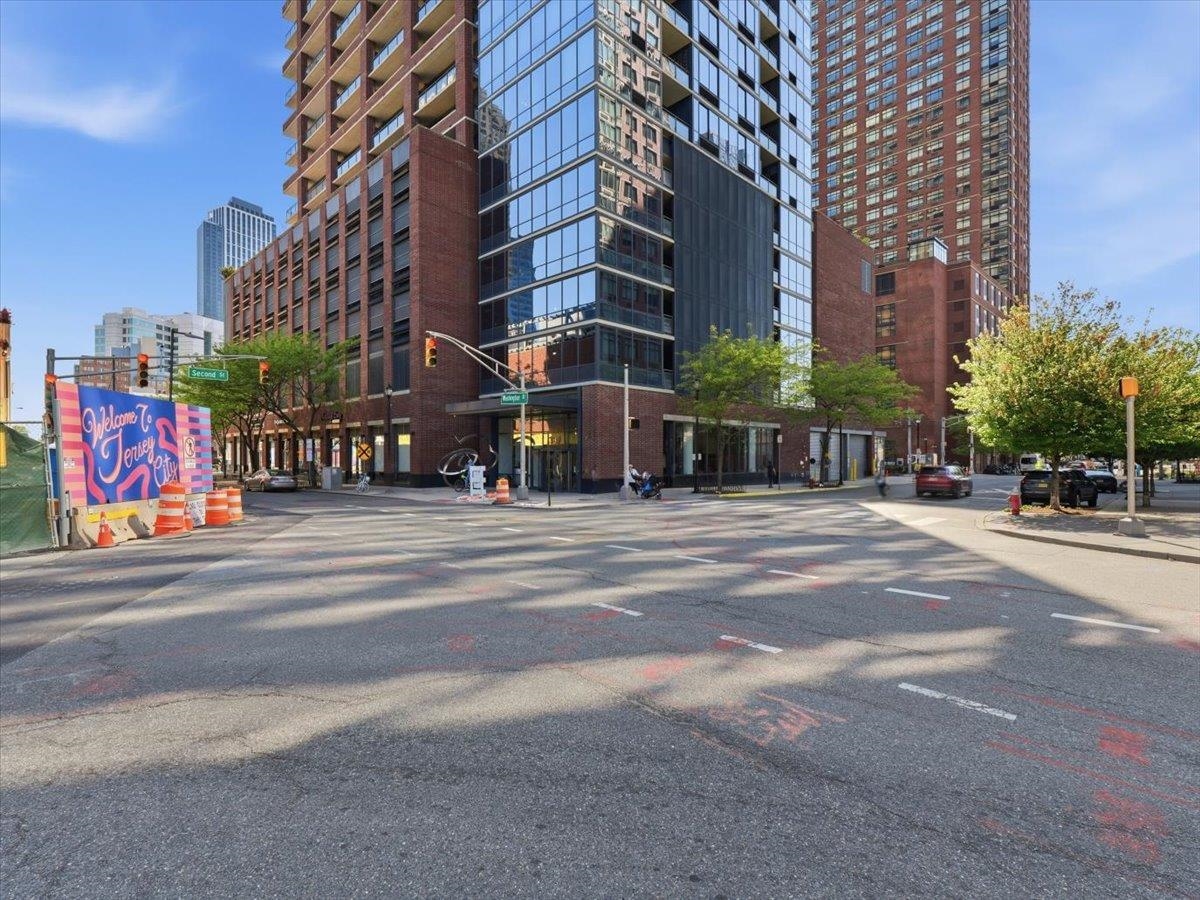 389 WASHINGTON ST Unit: 7F