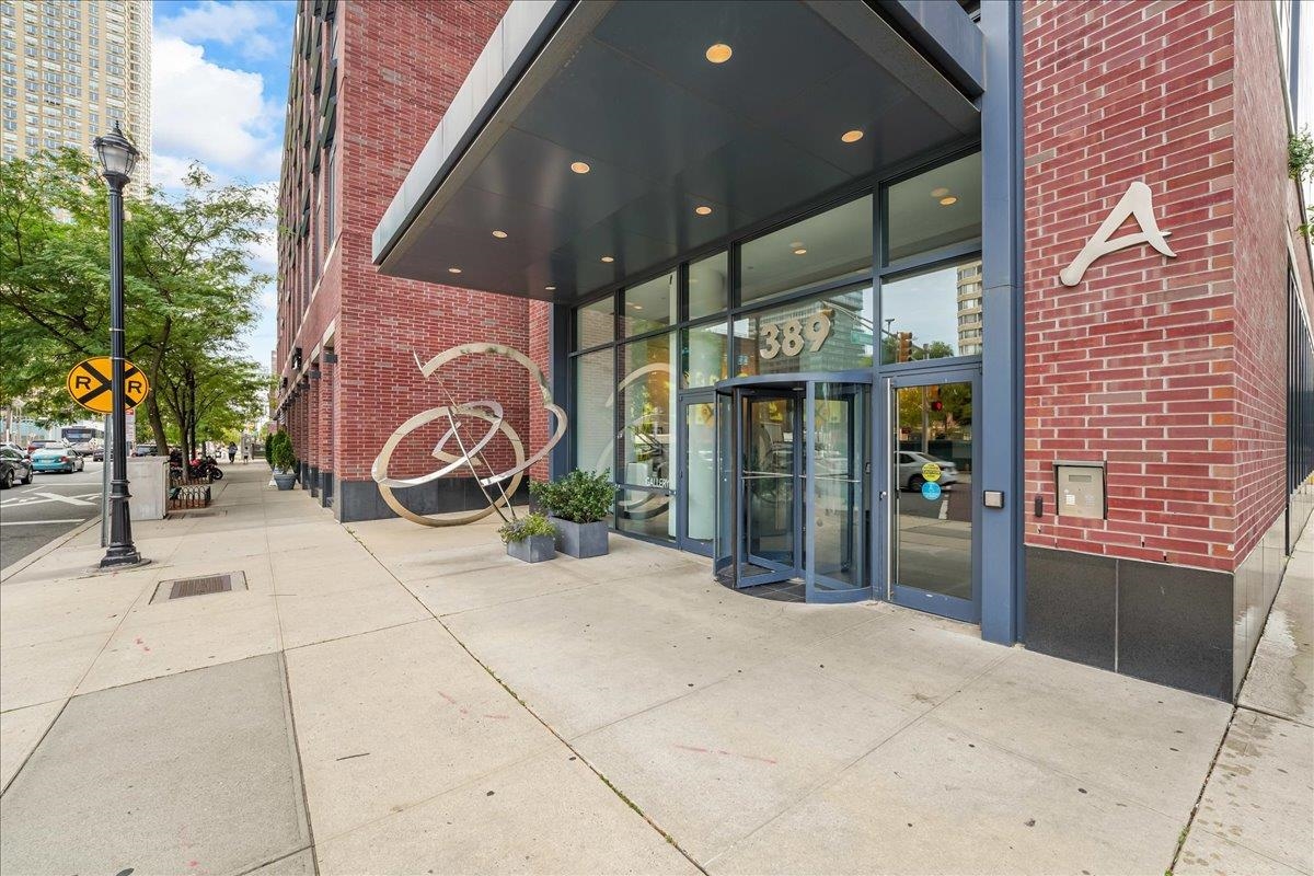 389 WASHINGTON ST Unit: 7F