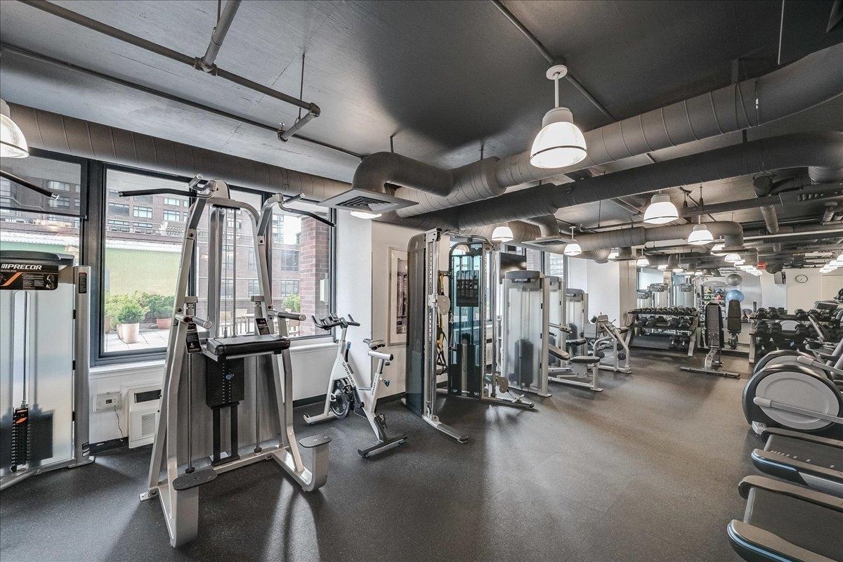 389 WASHINGTON ST Unit: 7F