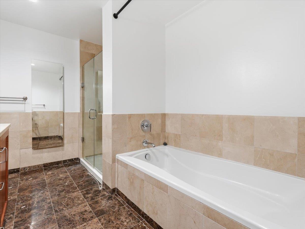 389 WASHINGTON ST Unit: 7F