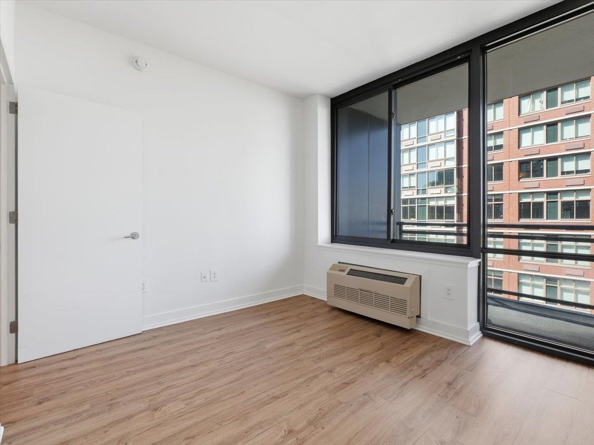 389 WASHINGTON ST Unit: 7F