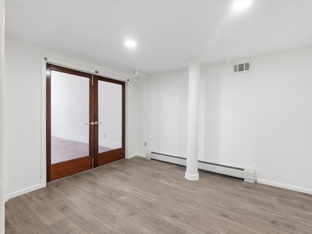 299 PAVONIA AVE Unit: 2-3