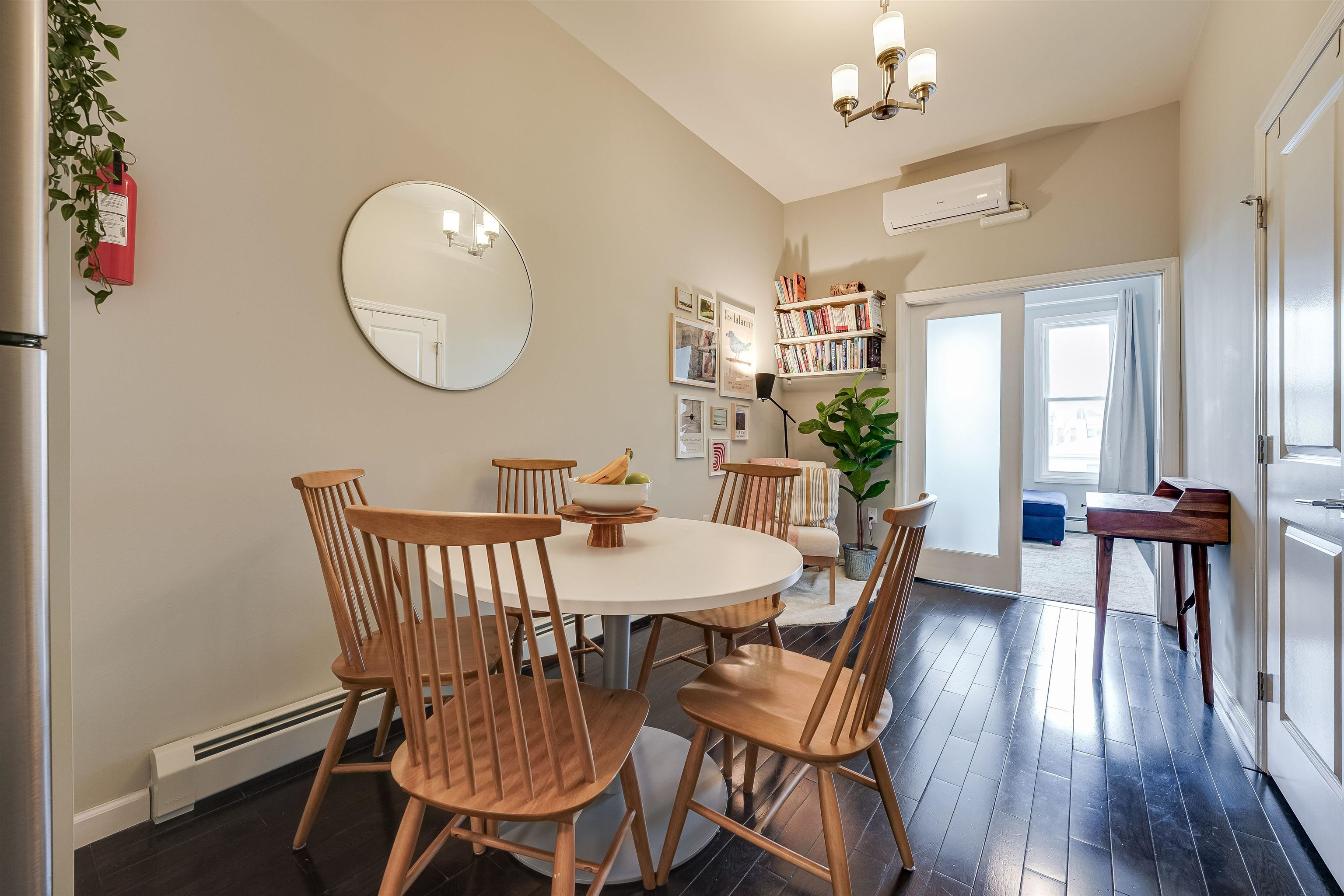80 WEBSTER AVE Unit: 3R
