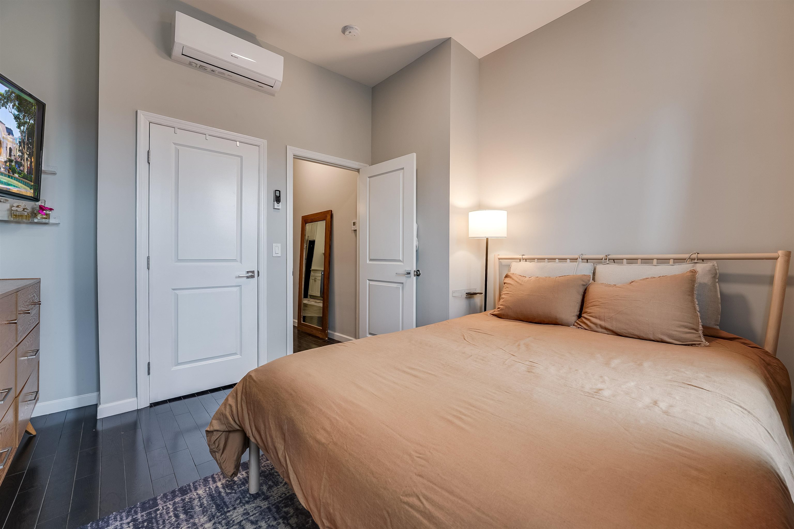 80 WEBSTER AVE Unit: 3R