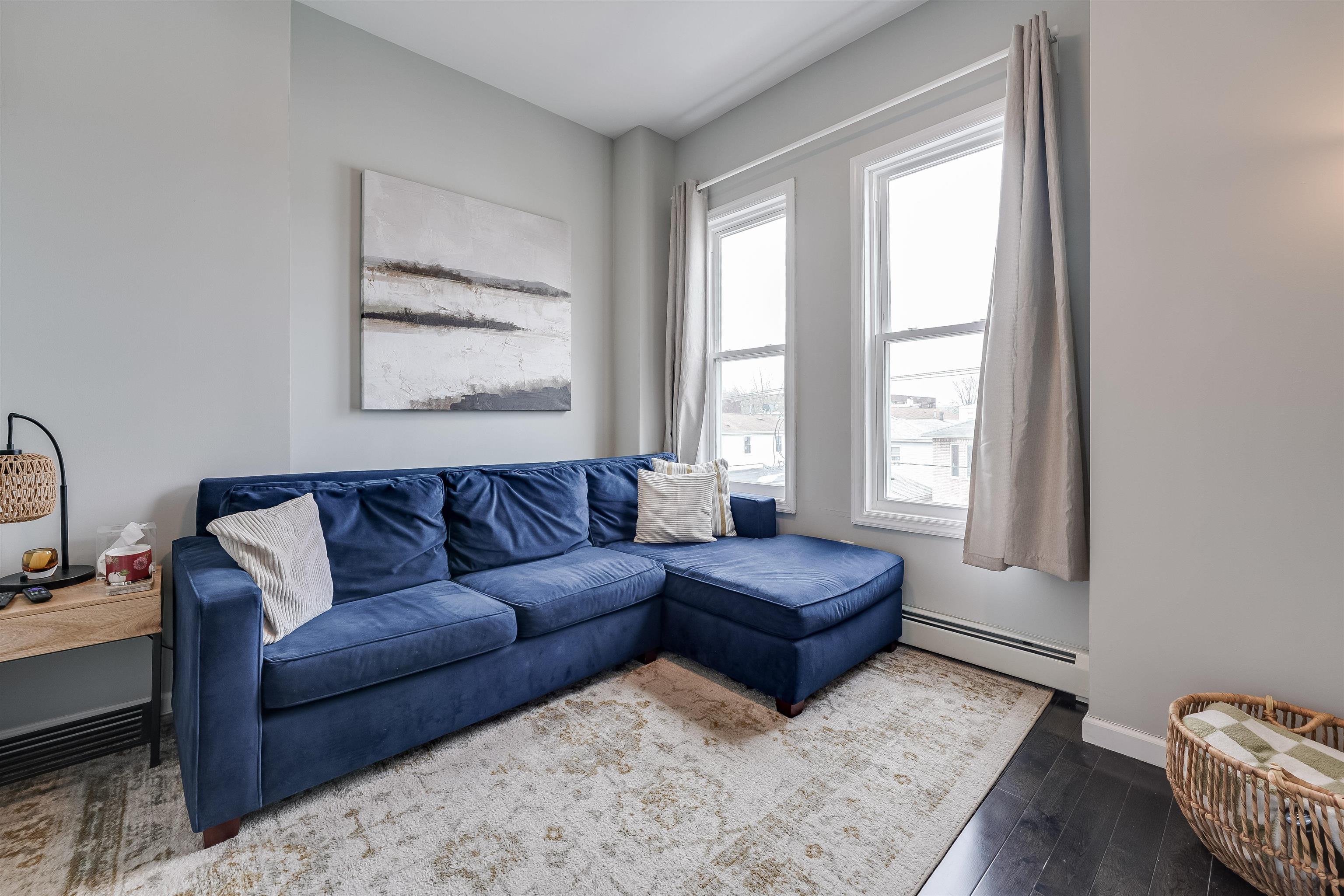 80 WEBSTER AVE Unit: 3R