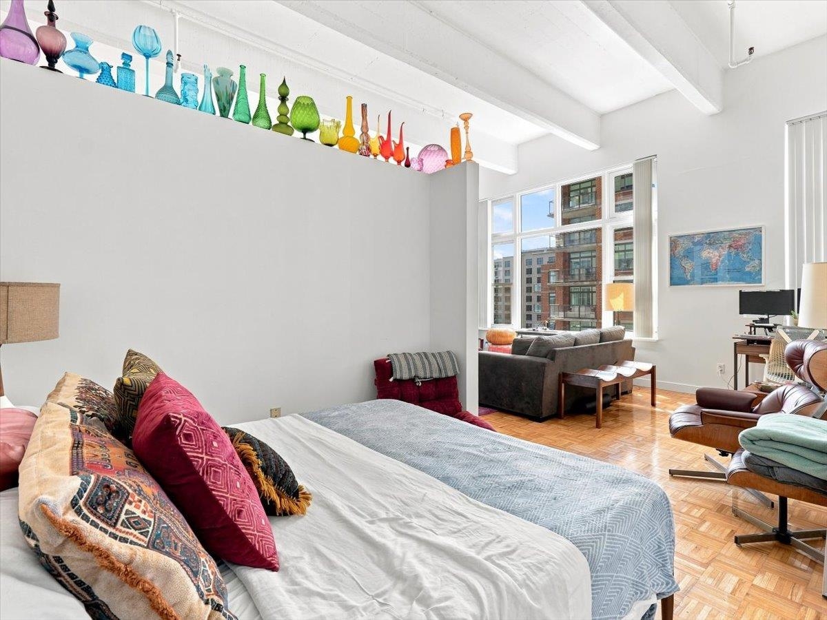 1500 HUDSON ST Unit: 6O