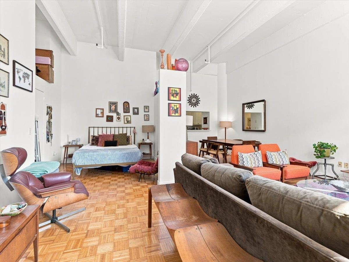 1500 HUDSON ST Unit: 6O