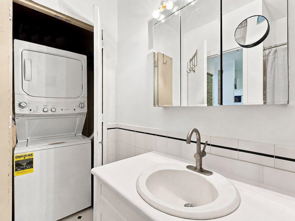 1500 HUDSON ST Unit: 6O