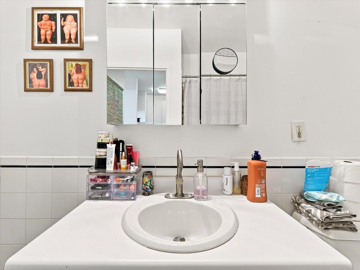 1500 HUDSON ST Unit: 6O