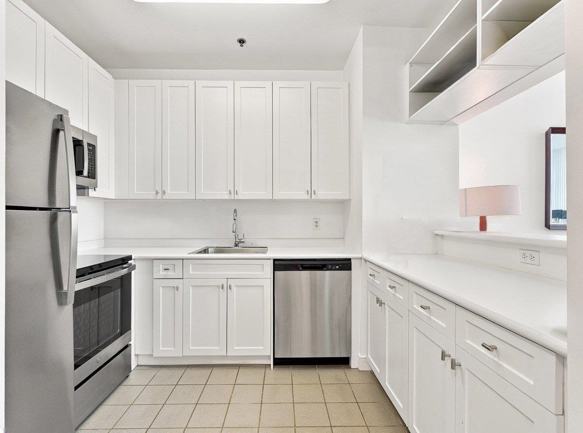 1500 HUDSON ST Unit: 6O