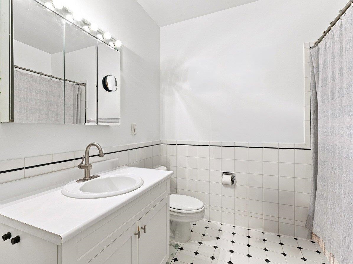 1500 HUDSON ST Unit: 6O