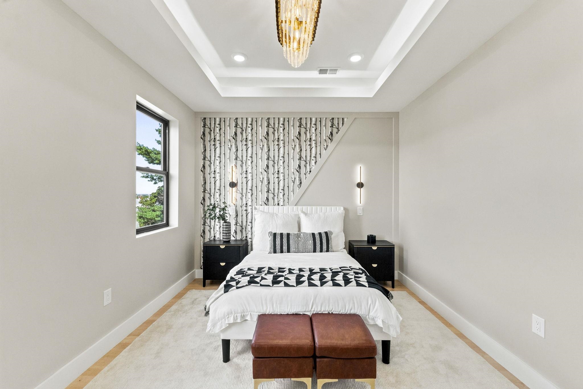 83 LEXINGTON AVE Unit: 2