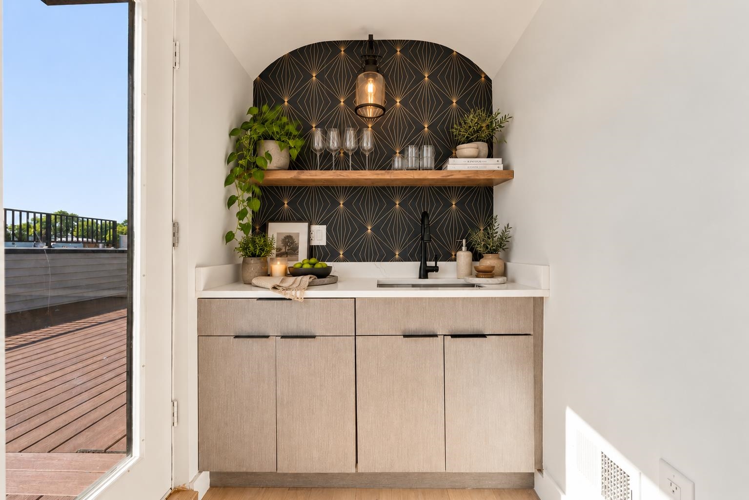 83 LEXINGTON AVE Unit: MF