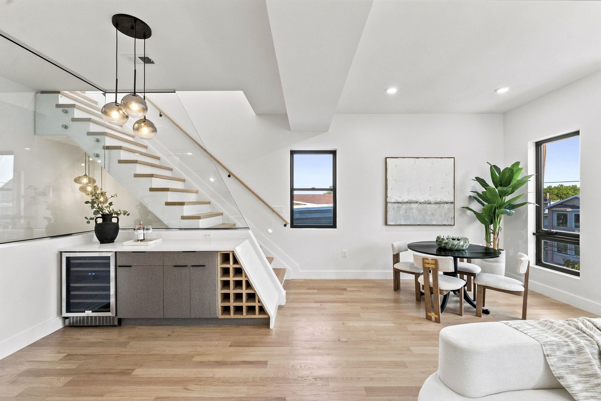 83 LEXINGTON AVE Unit: MF