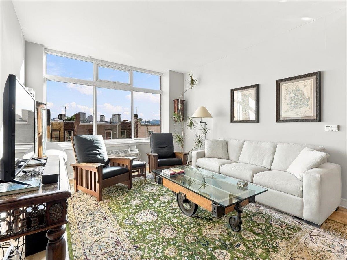 1450 WASHINGTON ST Unit: 615