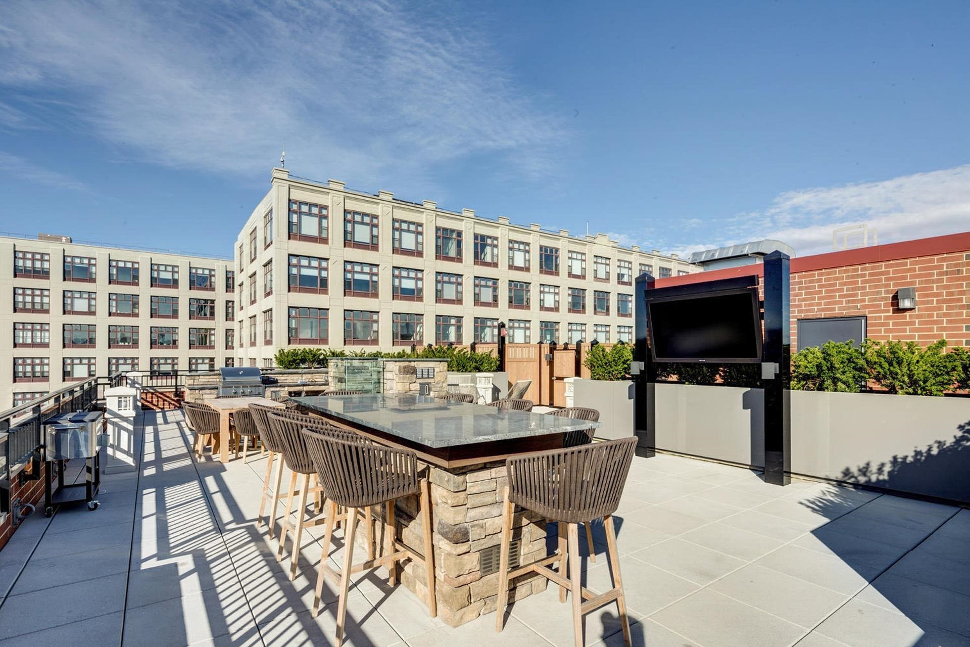 1450 WASHINGTON ST Unit: 615