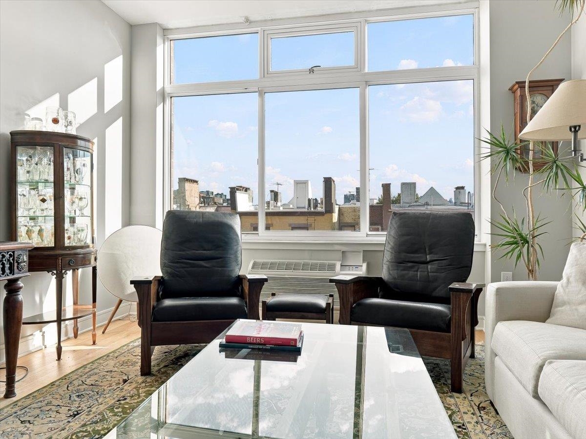 1450 WASHINGTON ST Unit: 615