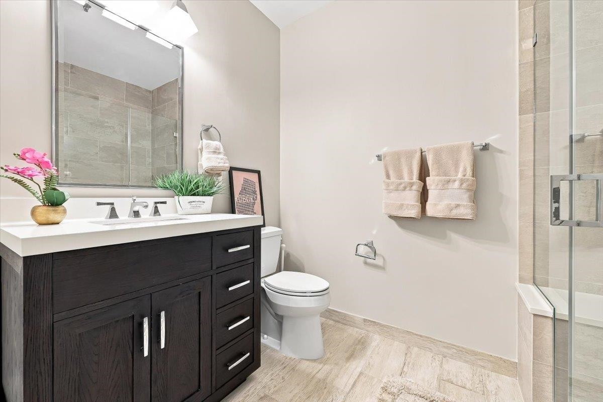 1500 HUDSON ST Unit: 4L