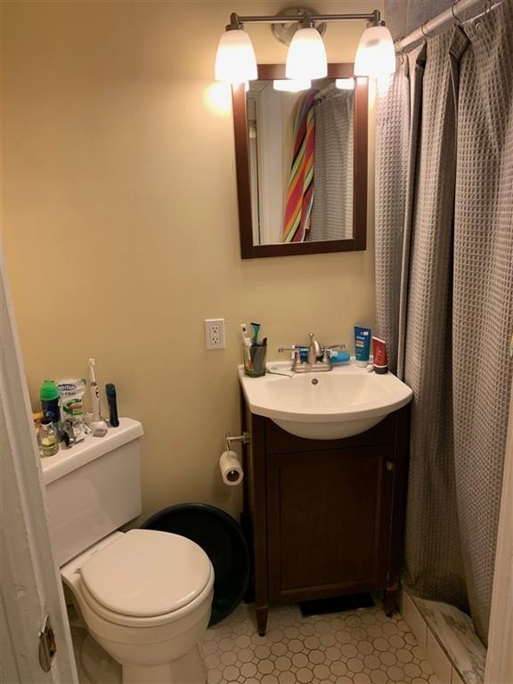 324 WASHINGTON ST Unit: 2