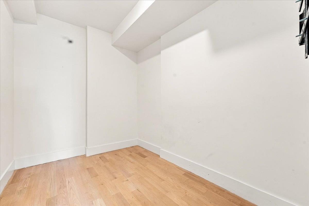 44 GAUTIER AVE Unit: 1
