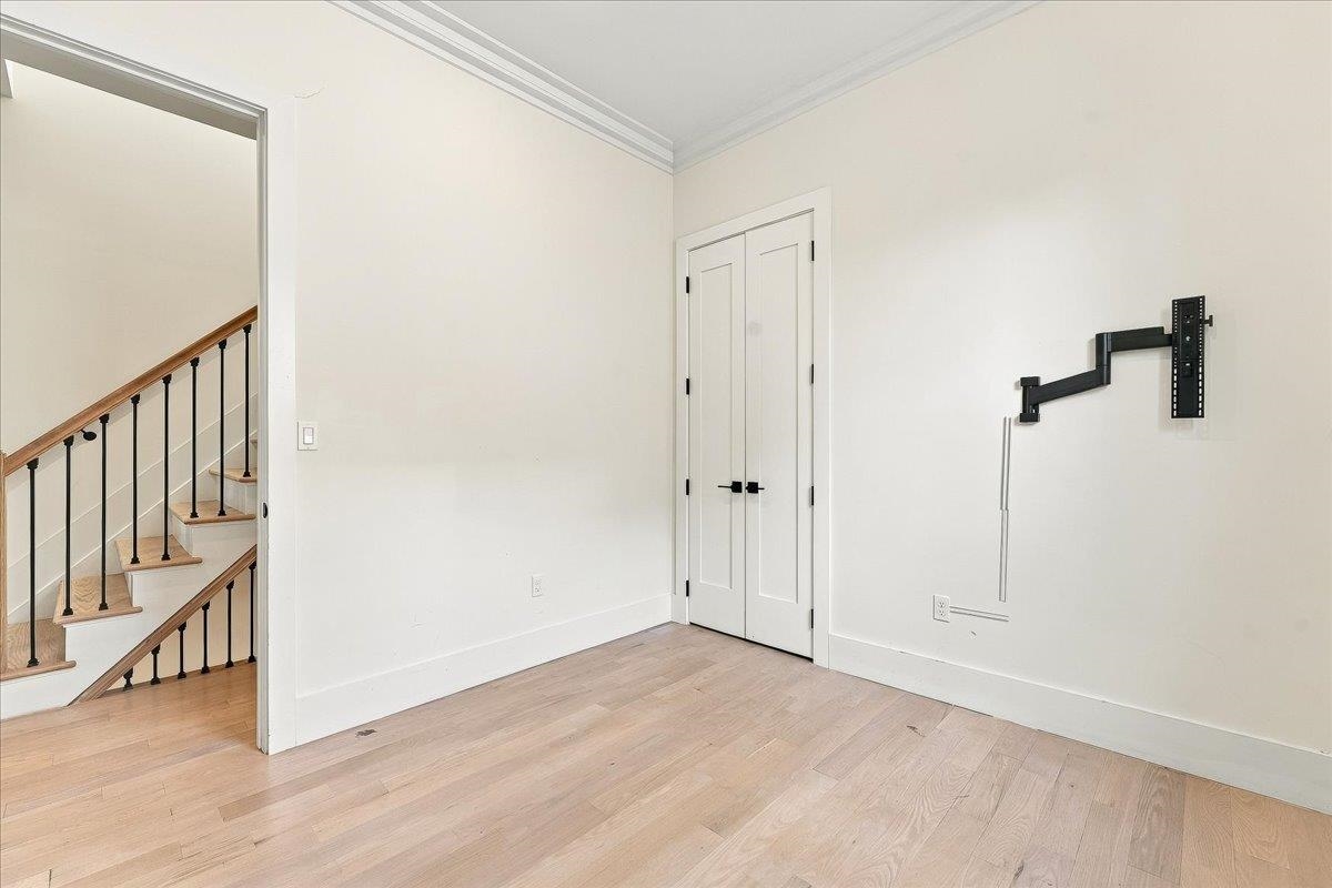 44 GAUTIER AVE Unit: 1