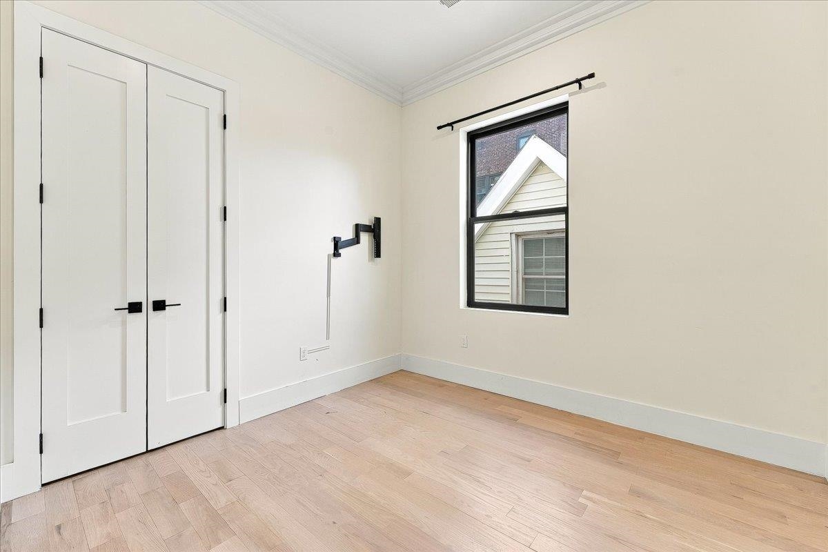 44 GAUTIER AVE Unit: 1