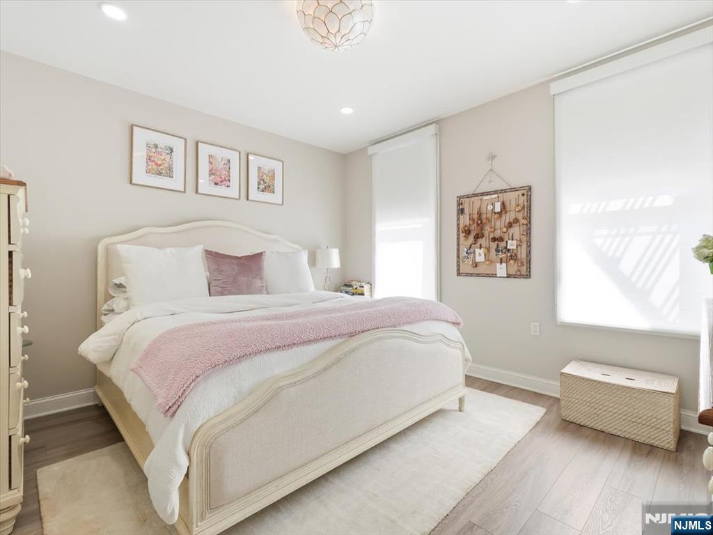 406 Madison Street 3R