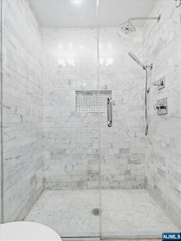 406 Madison Street 3R