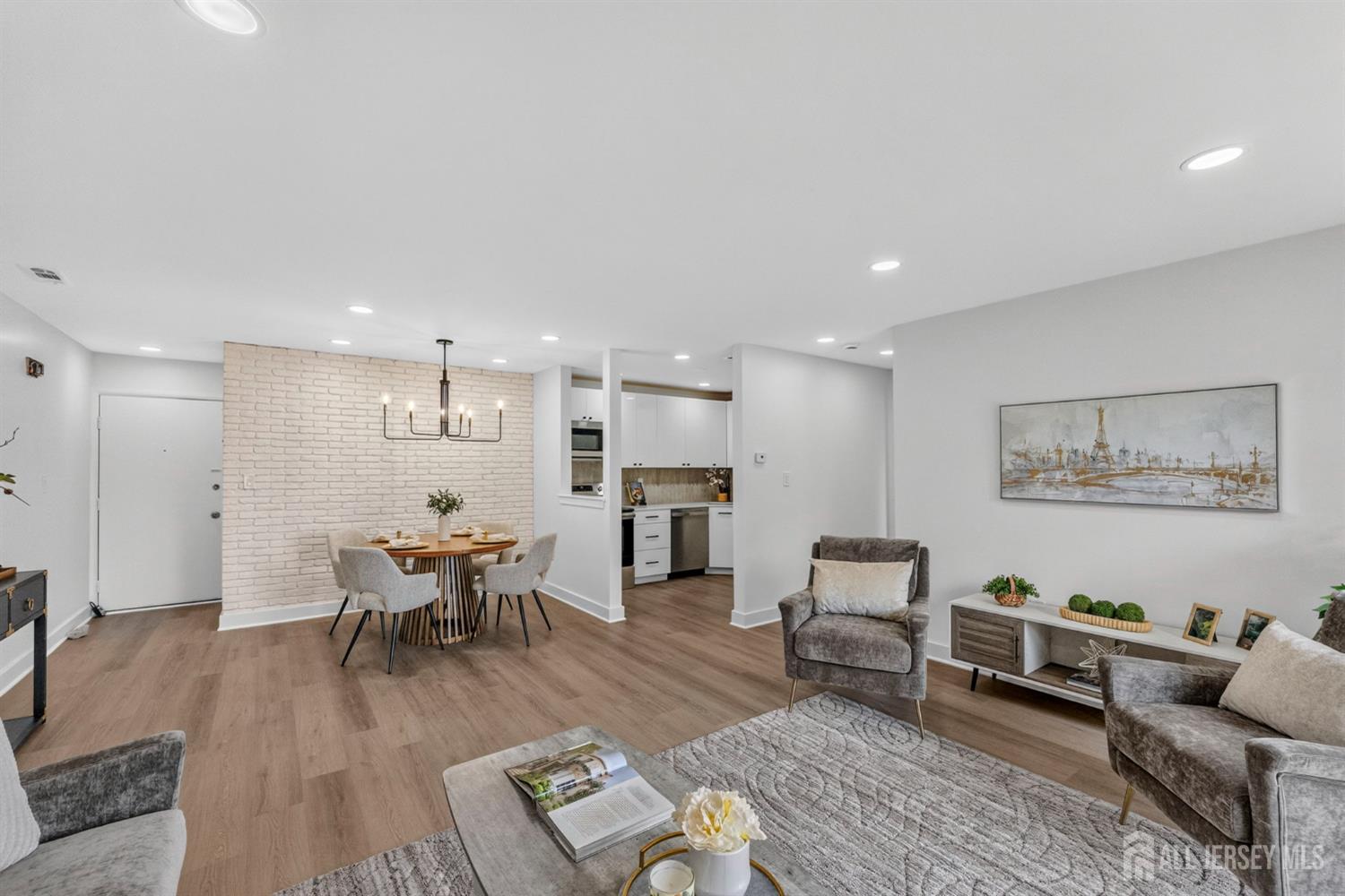 9011 Tamarron Drive