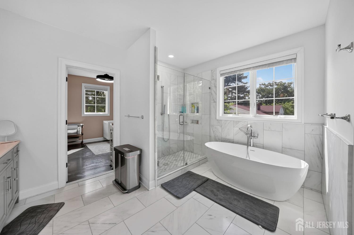 28 Ross Hall Boulevard
