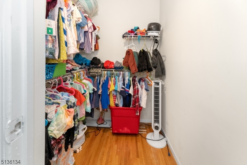 144 Highview Dr