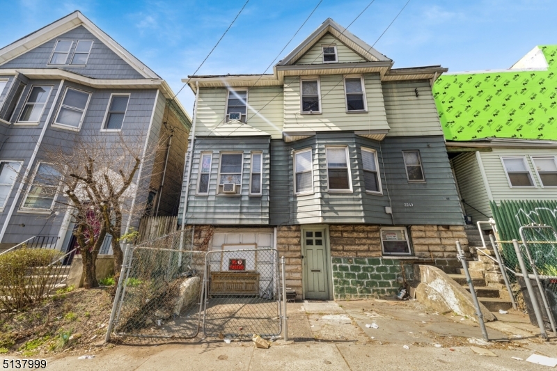 2249 Kennedy Blvd