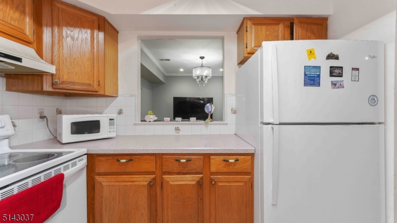 2 Gerald Ct