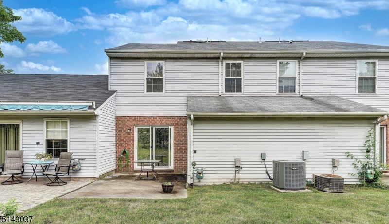 2 Gerald Ct