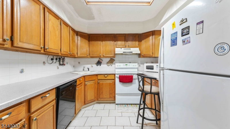 2 Gerald Ct
