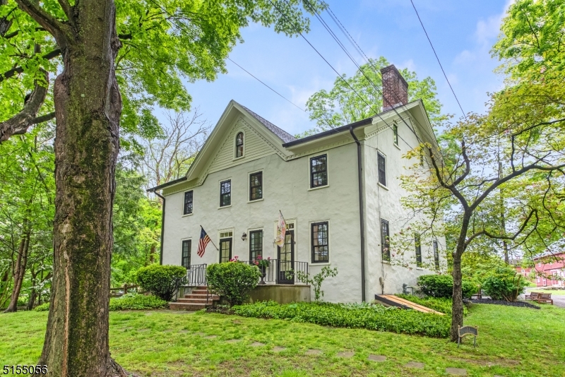 21 W Mill Rd