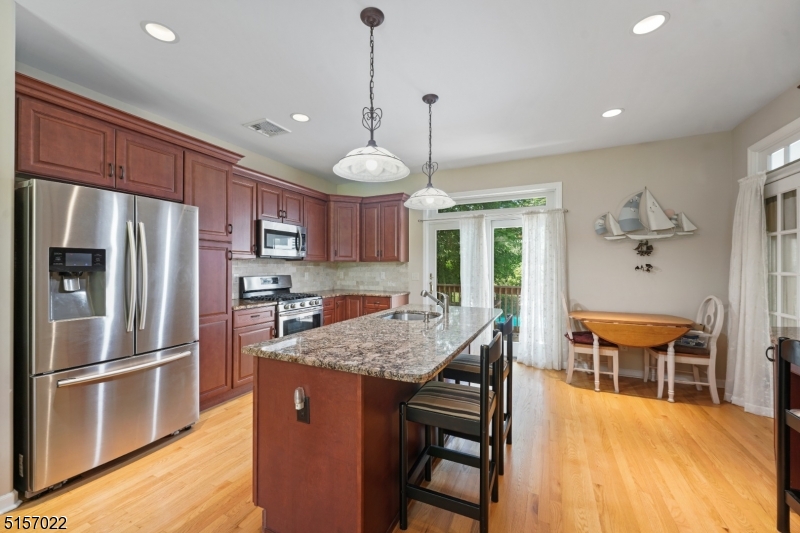142 Old Turnpike Rd