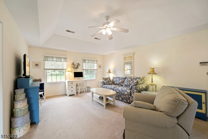 142 Old Turnpike Rd