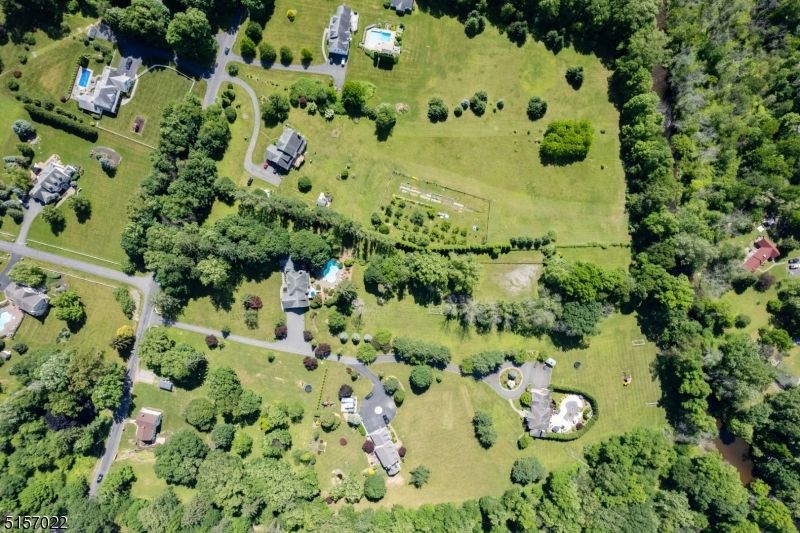 142 Old Turnpike Rd
