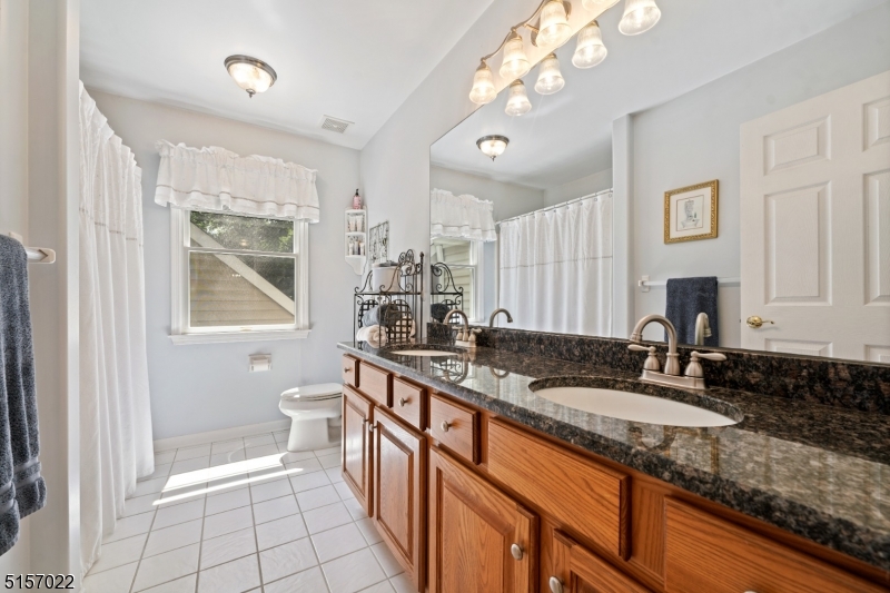 142 Old Turnpike Rd