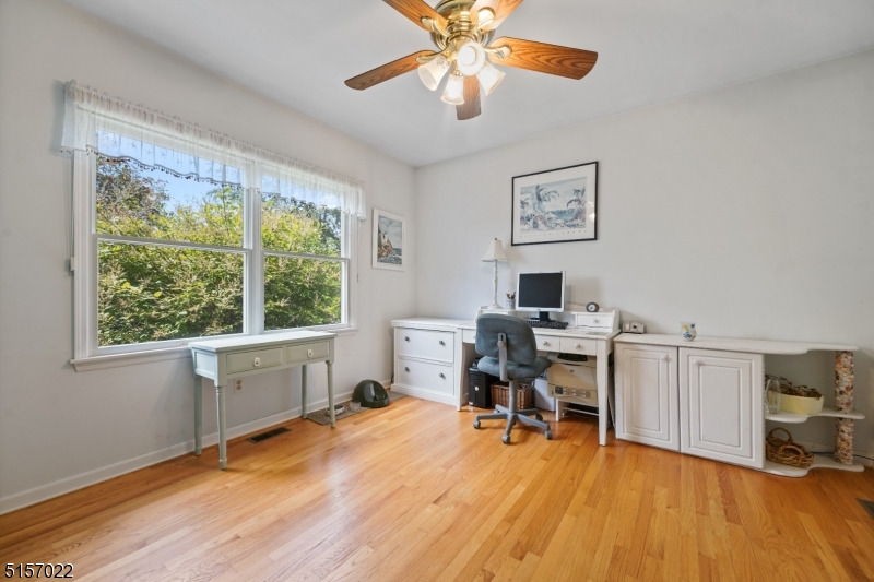 142 Old Turnpike Rd