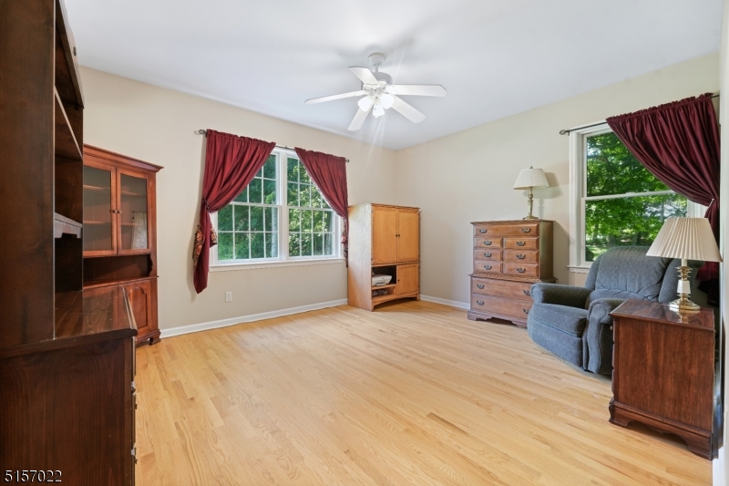 142 Old Turnpike Rd
