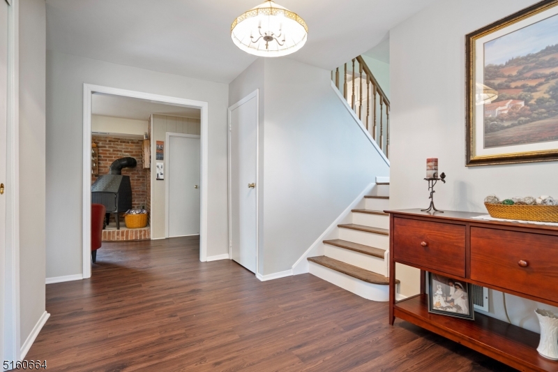 103 Countryside Dr