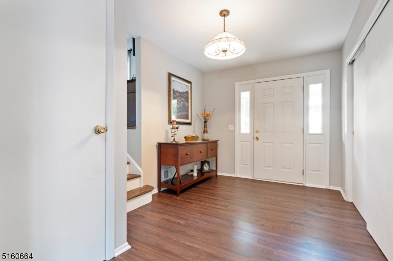 103 Countryside Dr